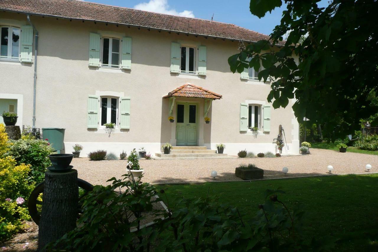 Domaine Serrot Saint-Elix-Theux Eksteriør bilde